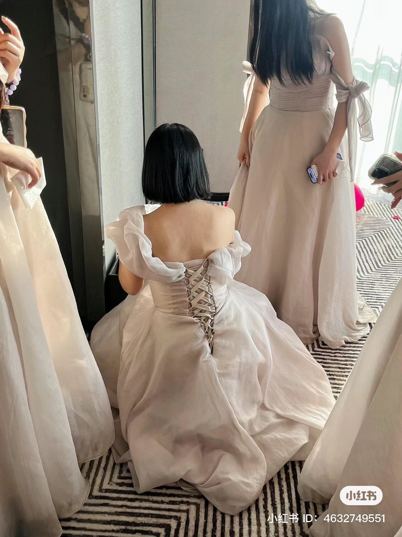 香港也有「兼職伴娘」？時薪$300 標榜不搶鏡！懂流程！4大聘用「兼職伴娘」的好處