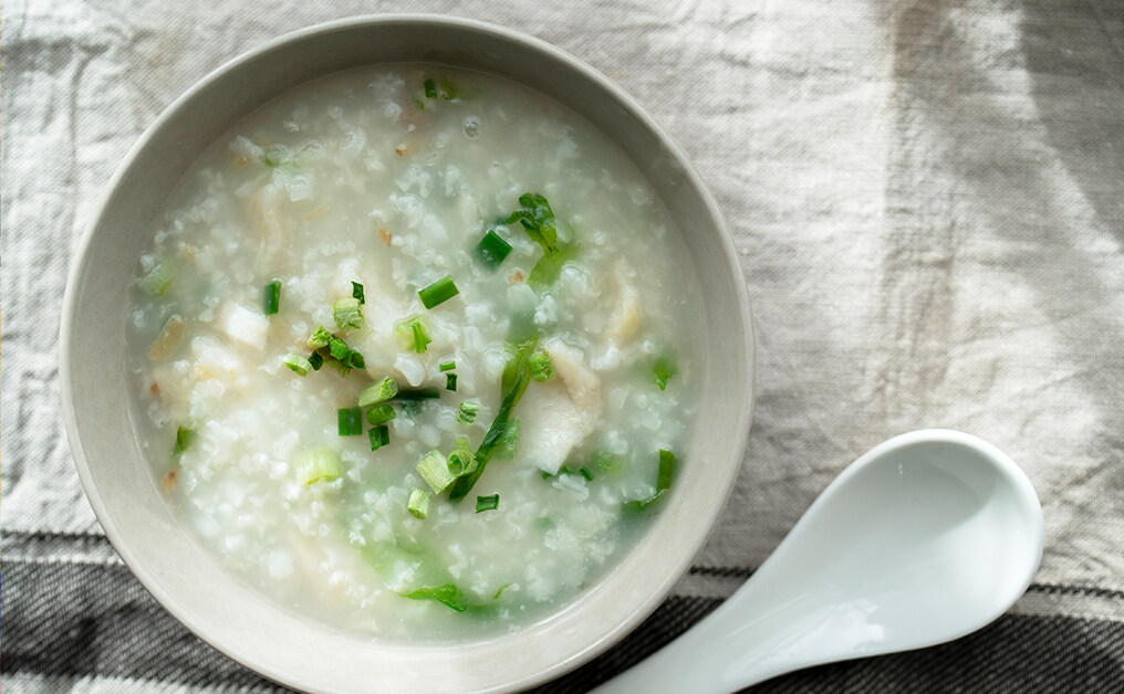 寒咳食療：荊芥粥
