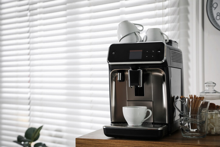 咖啡機推薦2024｜15款高CP值款式：Nespresso膠囊相容/半自動/全自動