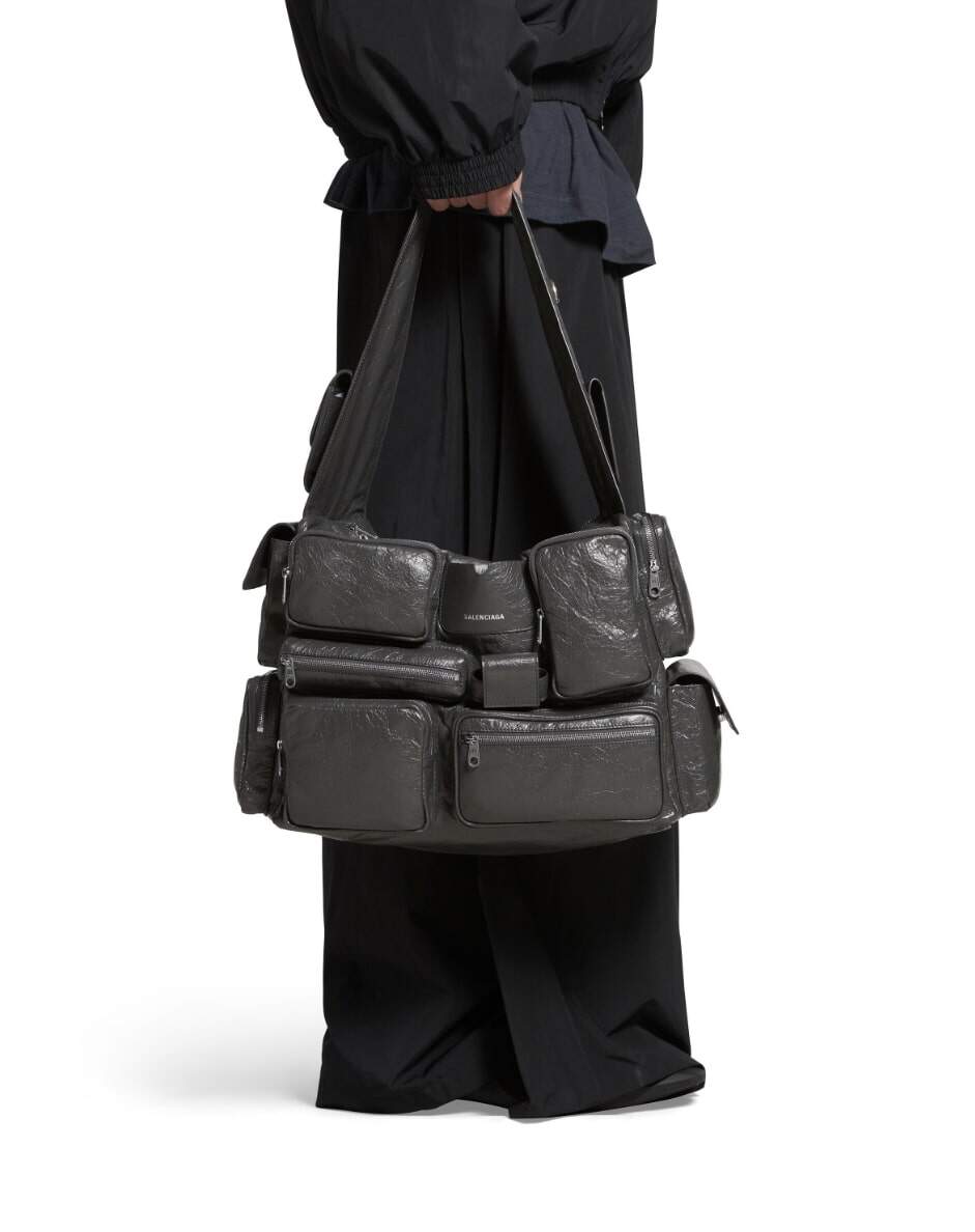 工裝袋推介2024| Pocket Bag年度人氣袋款，Miu Miu、Balenciaga、Acne Studios，連Hermès都有推出！