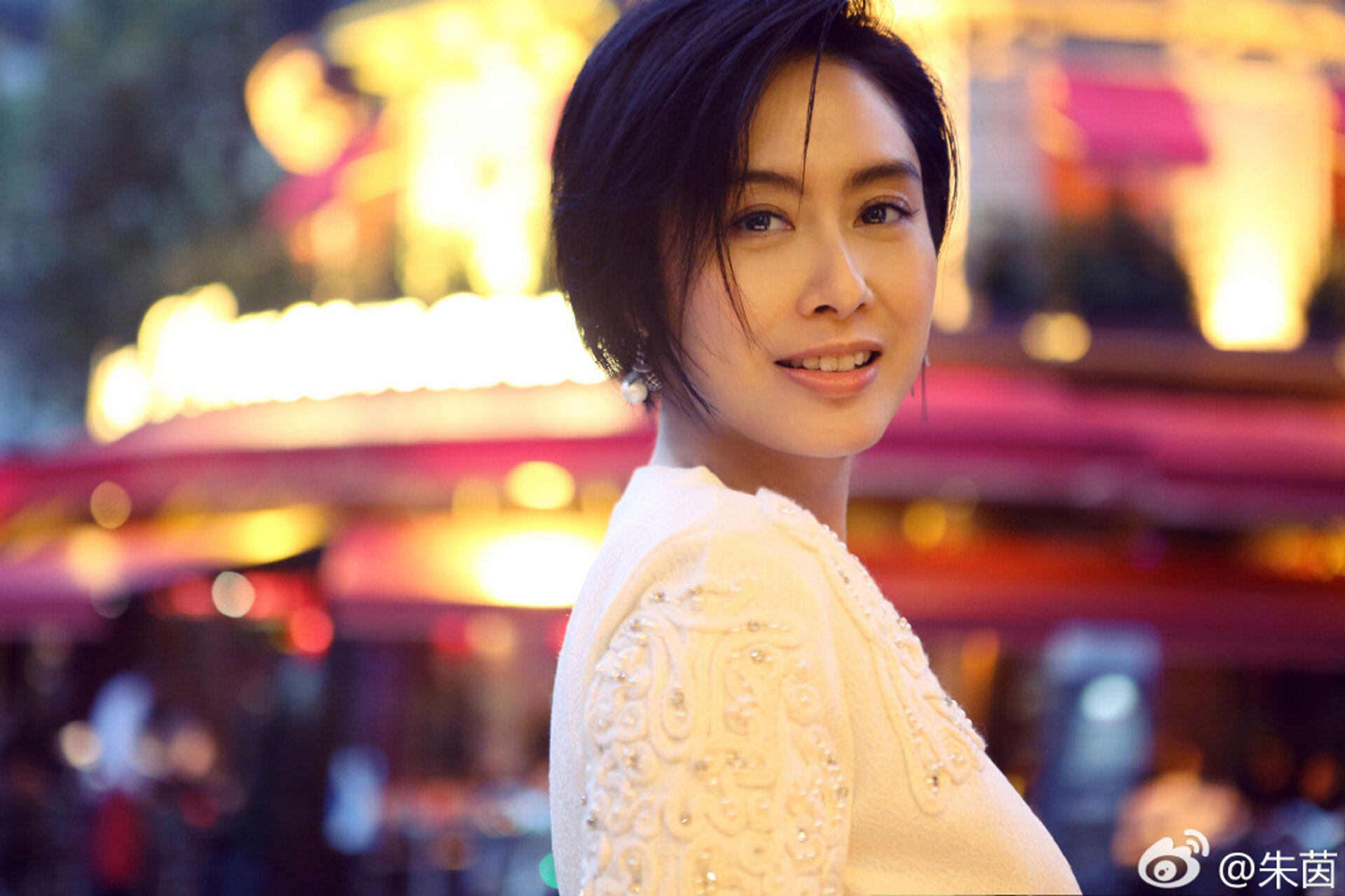網民嚴選90年代香港最美女明星｜朱茵、邱淑貞零修圖舊照驚艷 私房凍齡保養術公開