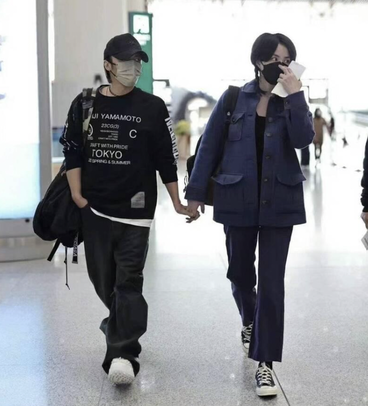 王菲向謝霆鋒當眾撒嬌｜天后王菲凍齡美白、抗衰老護膚秘訣全公開