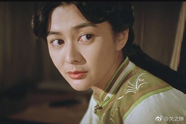 網民嚴選90年代香港最美女明星｜朱茵、邱淑貞零修圖舊照驚艷 私房凍齡保養術公開