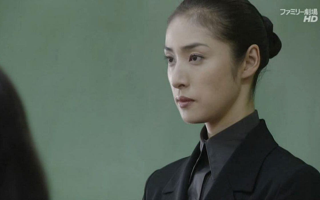 50+美魔女|日劇女王天海祐希熟齡保養全在細節 注重咀嚼習慣、刷牙踮腳 50+美魔女|日劇女王天海祐希熟齡保養全在細節 注重咀嚼習慣、刷牙踮腳