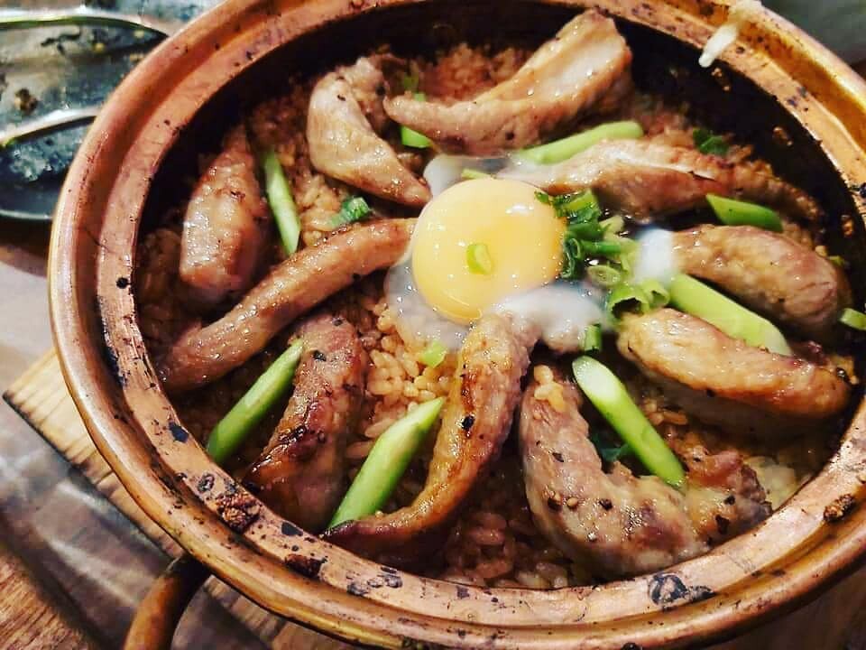 煲仔飯推介2024｜8間排長龍都要食好味必食之選：米芝蓮坤記/木炭煲仔小菜