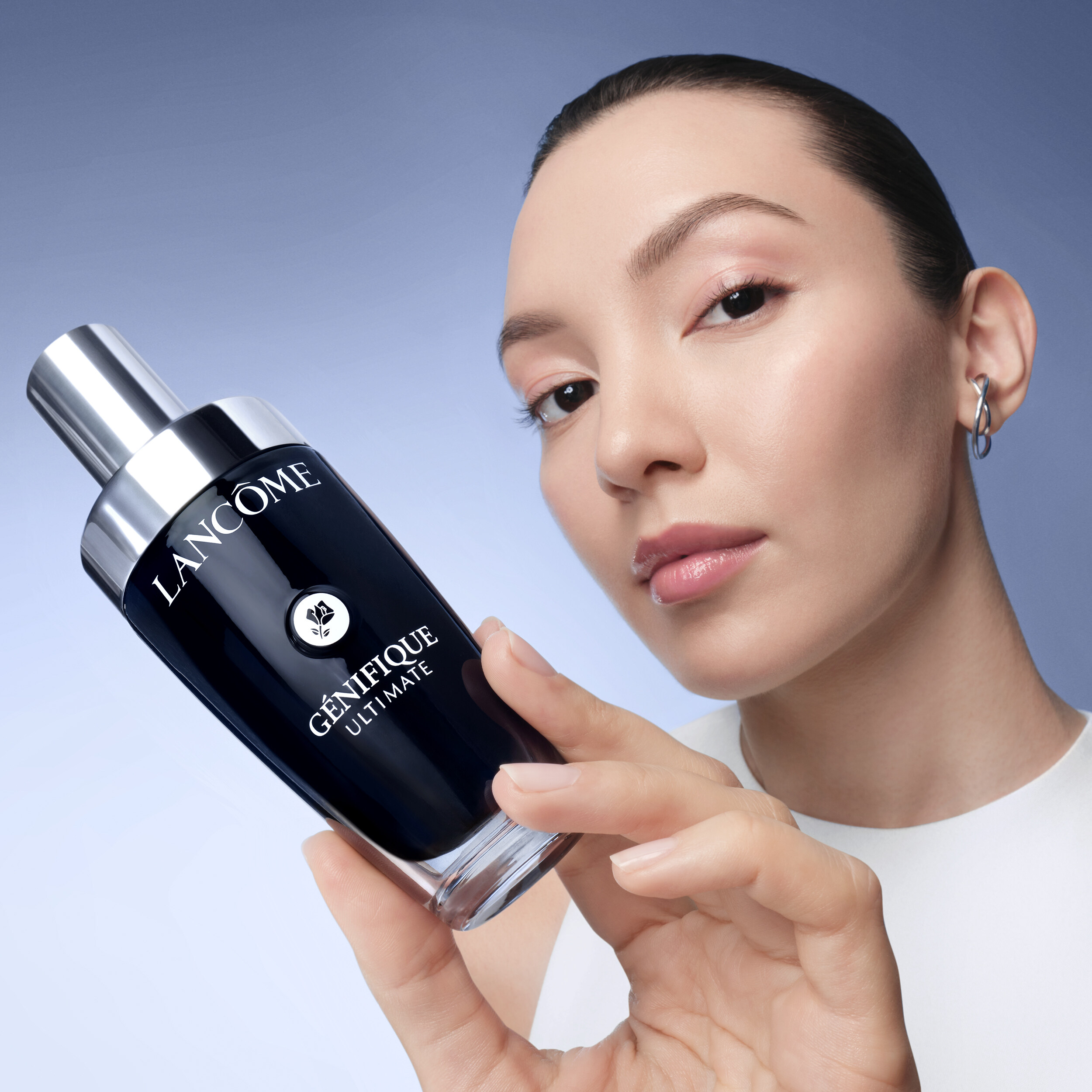 逆齡修復黑科技!Lancôme 全新「逆時小黑瓶」Génifique 煥活修護精華登場、7天極速修護1年肌膚損害 逆齡修復黑科技!Lancôme 全新「逆時小黑瓶」Génifique 煥活修護精華登場、7天極速修護1年肌膚損害