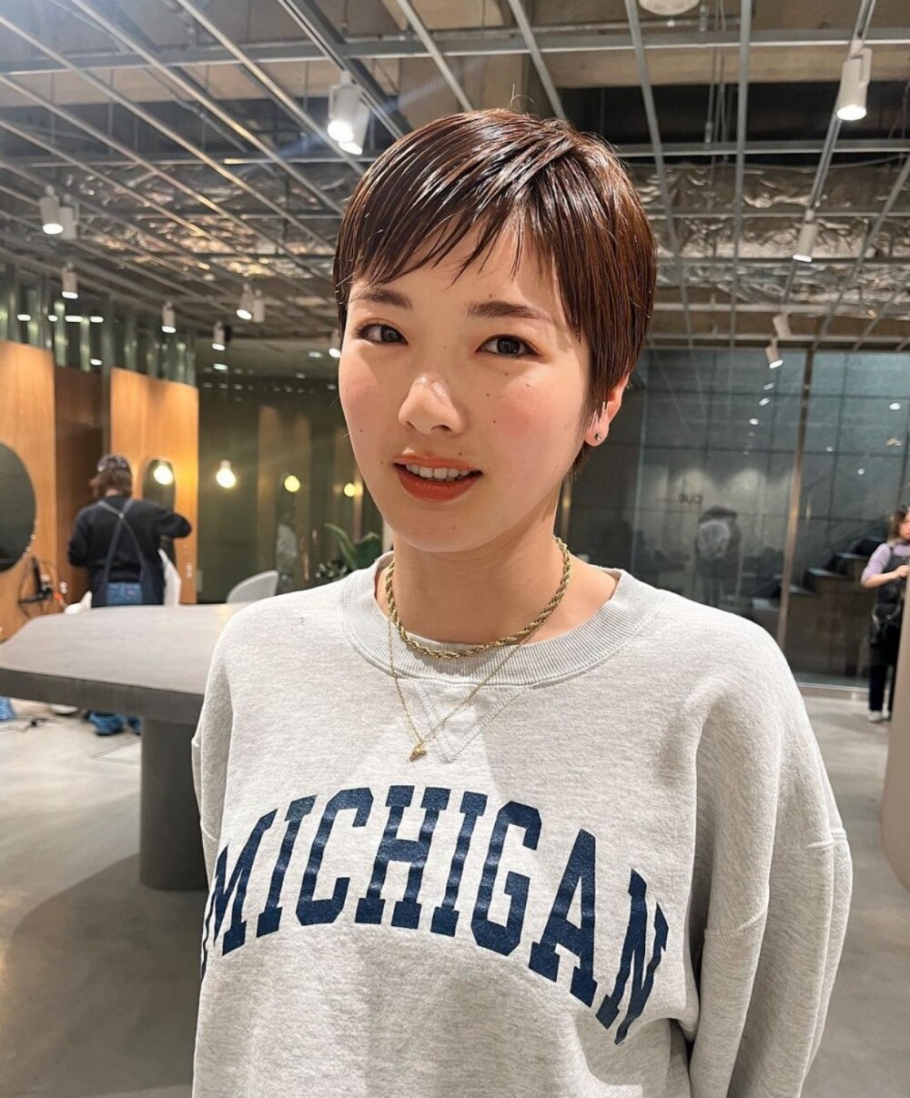 不用整理的髮型10款|女生短髮造型範本|減齡蘋果頭、清爽超短髮、bob頭打理簡易 不用整理的髮型10款|女生短髮造型範本|減齡蘋果頭、清爽超短髮、bob頭打理簡易