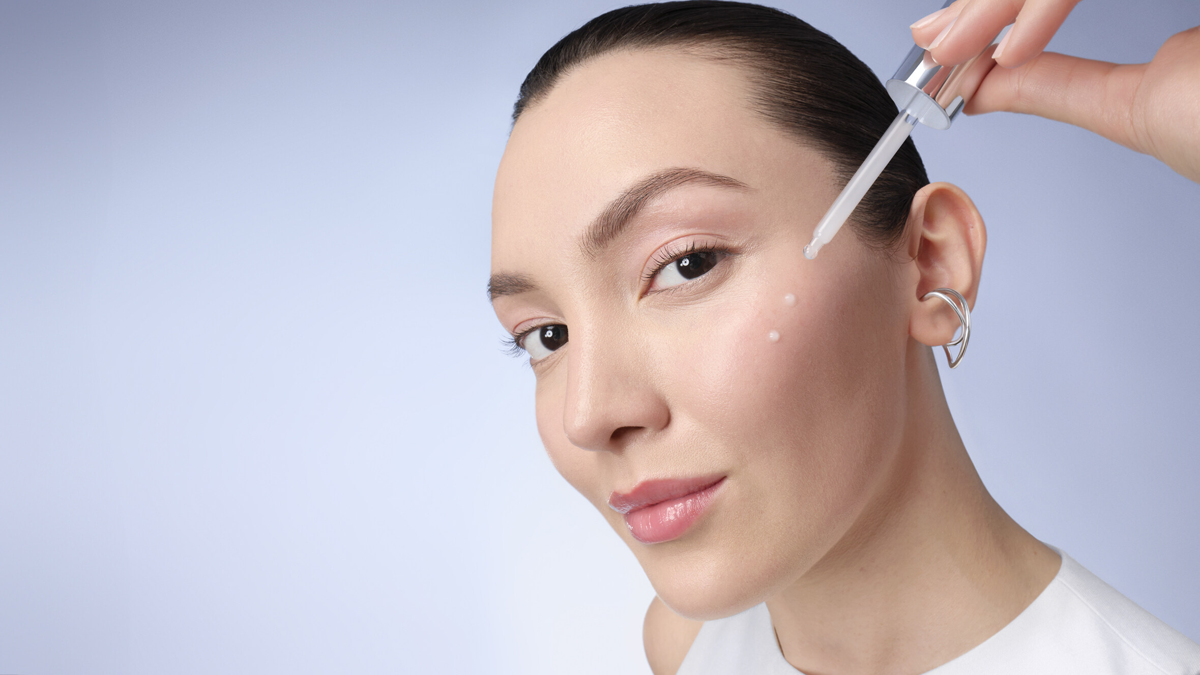 逆齡修復黑科技!Lancôme 全新「逆時小黑瓶」 Génifique 煥活修護精華登場、7天極速修護1年肌膚損害 逆齡修復黑科技!Lancôme 全新「逆時小黑瓶」 Génifique 煥活修護精華登場、7天極速修護1年肌膚損害