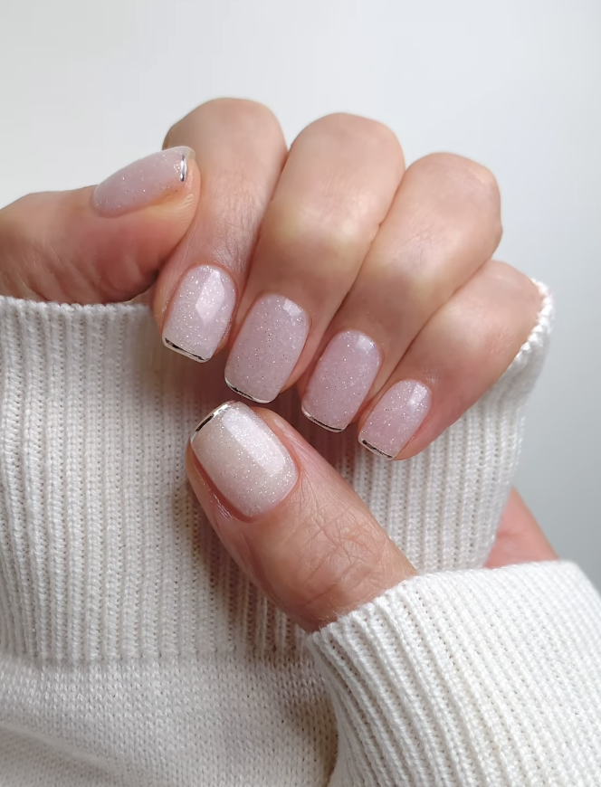 法式指甲：「簡約版」French Nail配色及款式圖集仙氣易襯｜附指甲油推薦