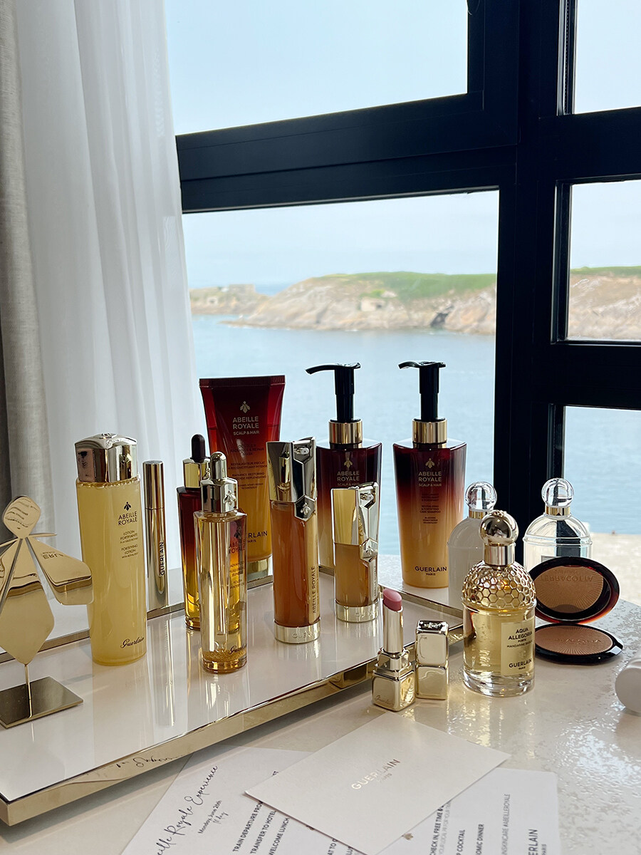 與古天樂一同遠赴法國受保育小島|Guerlain蜜護日霜晚霜新登場,高效修護抗衰老 與古天樂一同遠赴法國受保育小島|Guerlain蜜護日霜晚霜新登場,高效修護抗衰老