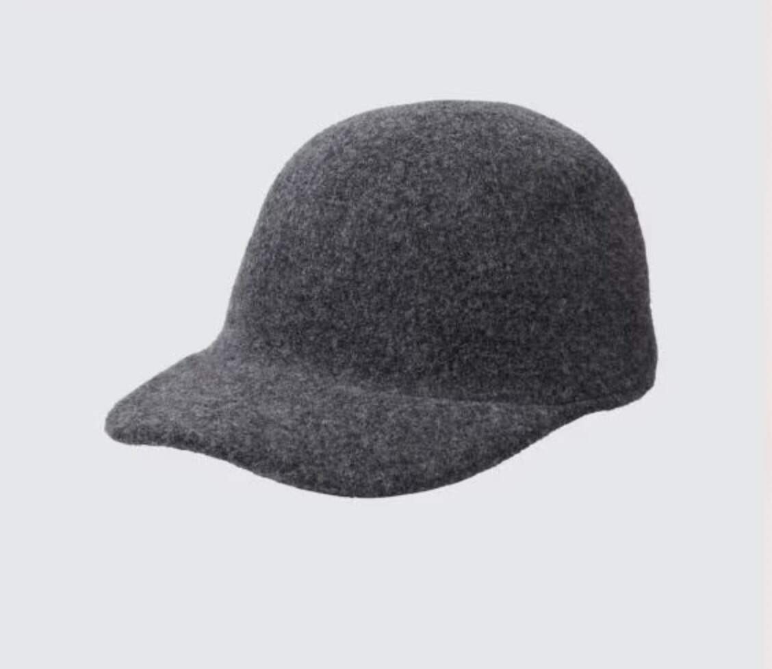 UNIQLOC hat