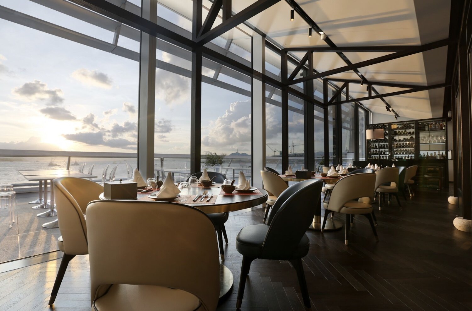 中菜廳推介〡10間香港必試餐廳：巧手粵菜、新潮裝潢✨創意與經典融合！
