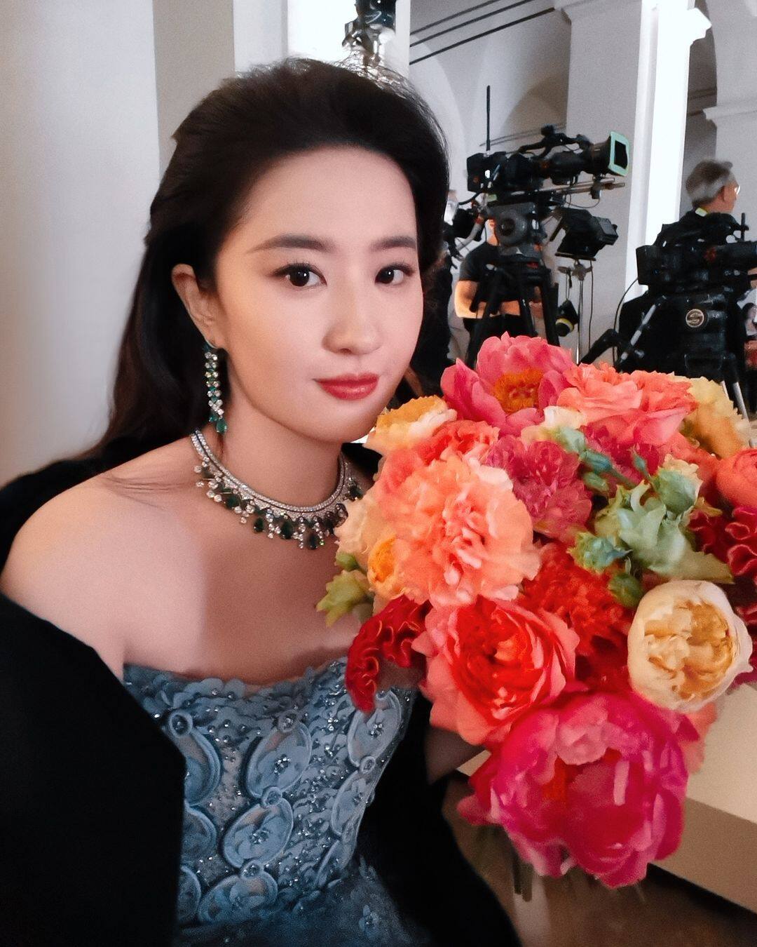 劉亦菲《玫瑰的故事》再爆紅!「5天輕斷食減肥法」熱爆小紅書 「仙女姐姐」靠飲食調節打造勻稱體態 劉亦菲《玫瑰的故事》再爆紅!「5天輕斷食減肥法」熱爆小紅書 「仙女姐姐」靠飲食調節打造勻稱體態