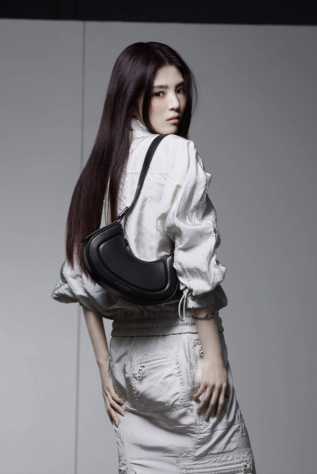 CHARLES & KEITH 獨家購物優惠盡在COSMO 💝 犒賞自己的年未購物清單:10款今季必收手袋! CHARLES & KEITH 獨家購物優惠盡在COSMO 💝 犒賞自己的年未購物清單:10款今季必收手袋!