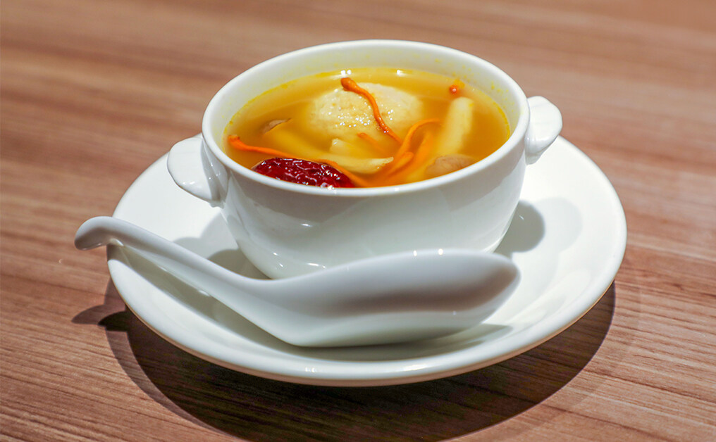 合掌瓜湯推薦：合掌瓜蟲草花湯