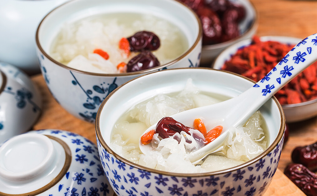 大暑湯水食譜推薦:雪梨百合湯 大暑湯水食譜推薦:雪梨百合湯