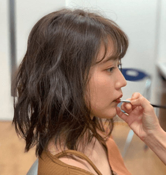 方臉髮型推薦｜方圓臉、國字臉適合什麼髮型？短髮、中長髮、瀏海範本 顯瘦小臉效果