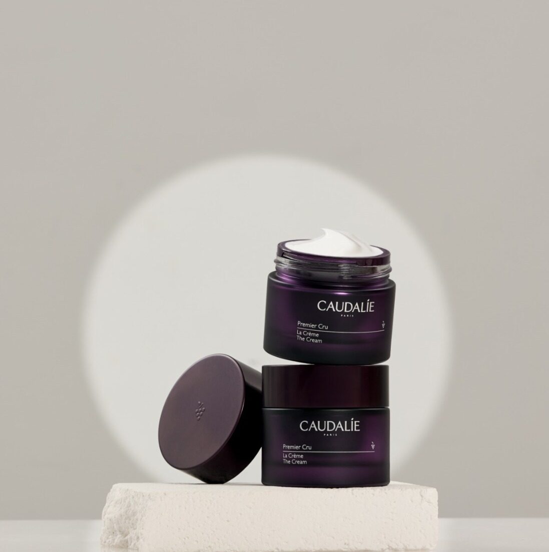 哈佛抗老專利,延續年輕肌膚的力量!連續3年獲獎Caudalie Premier Cru 全效面霜 美編親證「長生不老」不再是夢想 哈佛抗老專利,延續年輕肌膚的力量!連續3年獲獎Caudalie Premier Cru 全效面霜 美編親證「長生不老」不再是夢想