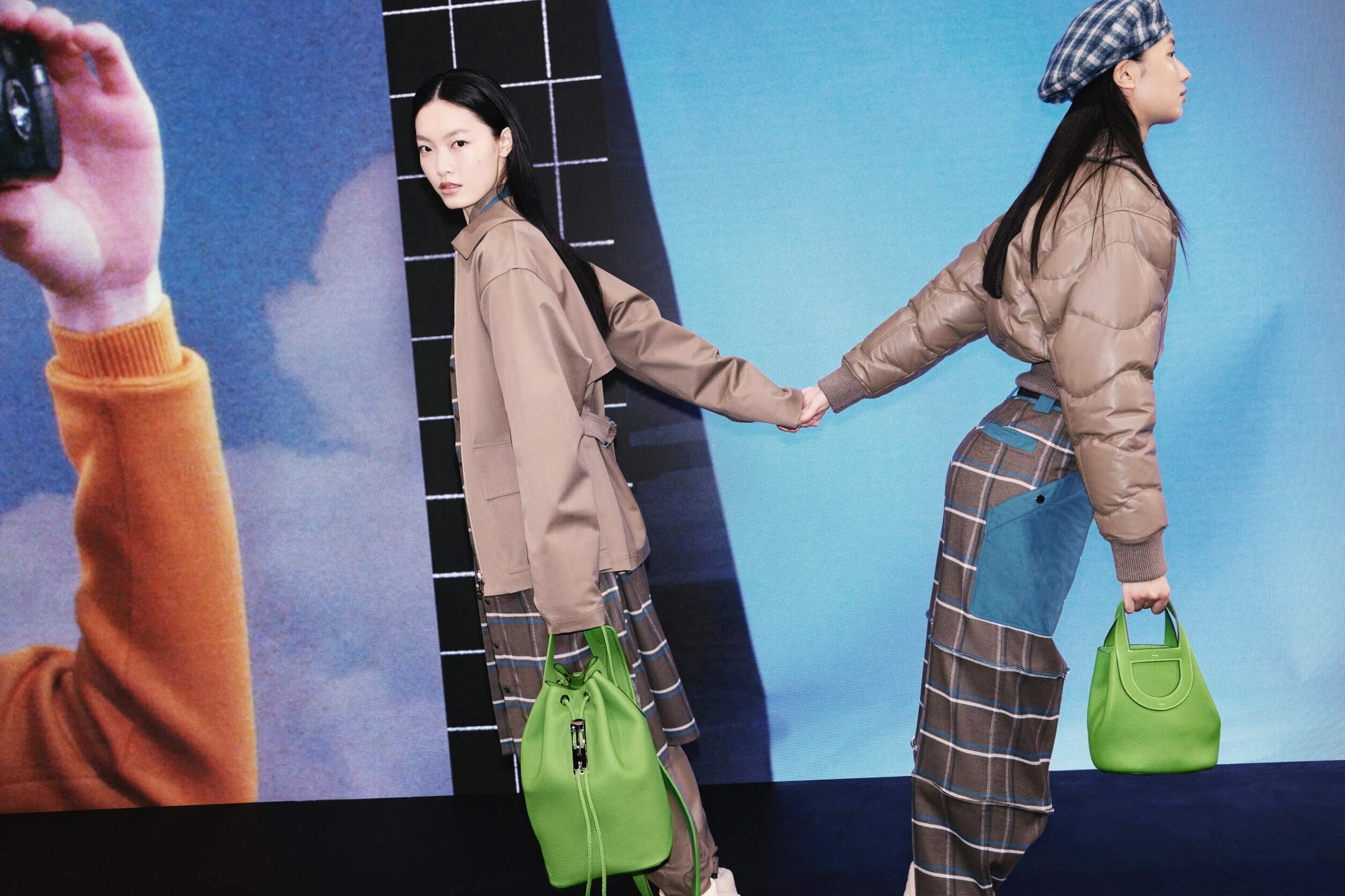 Hermès 「騎」妙的律動｜24個全新女裝造型✨3大重點看愛馬仕上海大型女裝活動👀