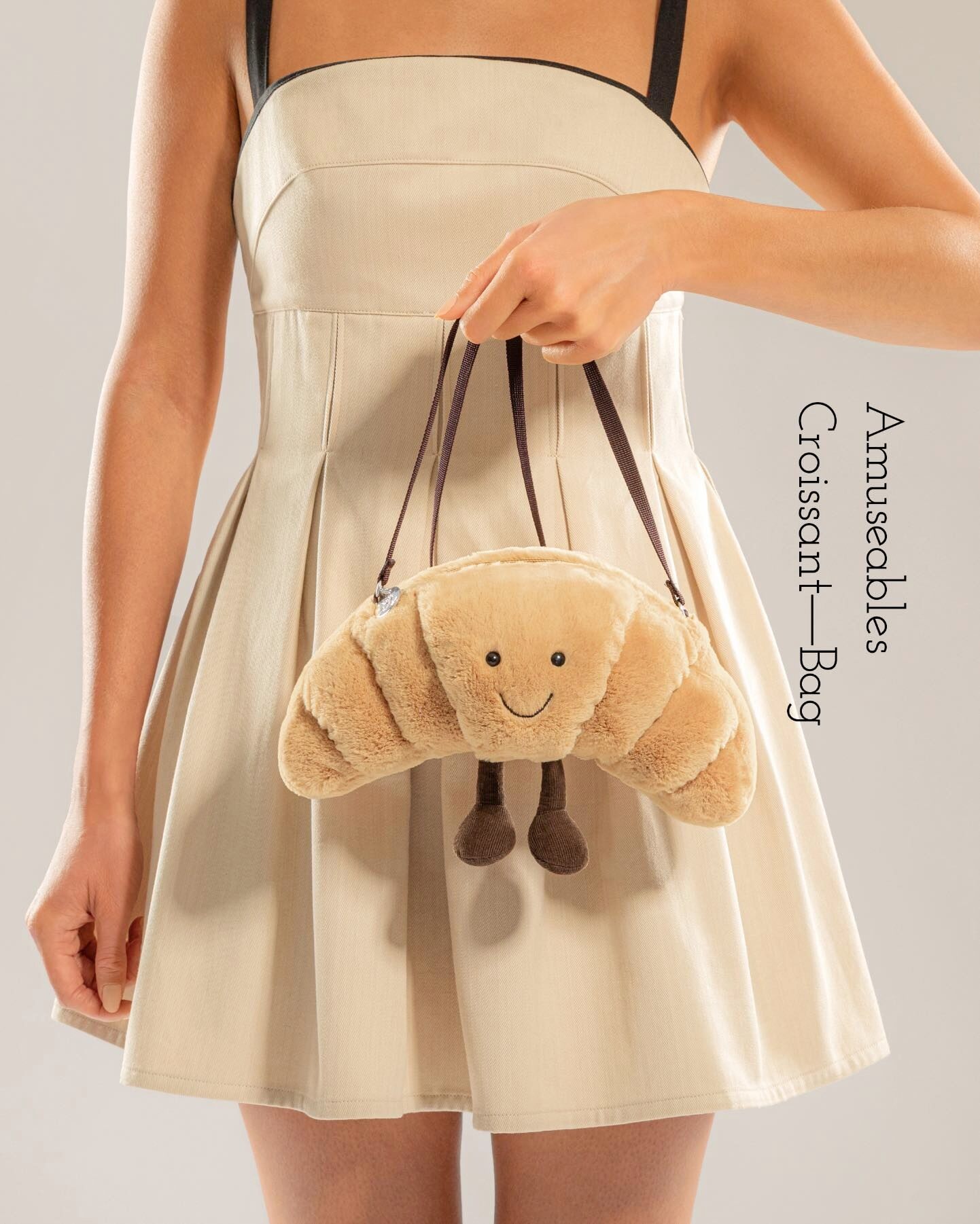 Jellycat 為何會爆紅？讓大家找回童心的童趣配飾超治癒！Kpop Idol也愛的Jellycat公仔手袋🧸