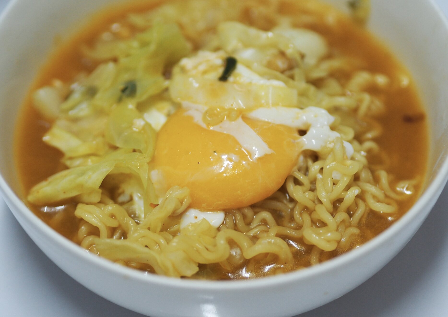 即食麵一定肥?6大類型即食麵卡路里比較 營養師教你健康食法 即食麵一定肥?6大類型即食麵卡路里比較 營養師教你健康食法