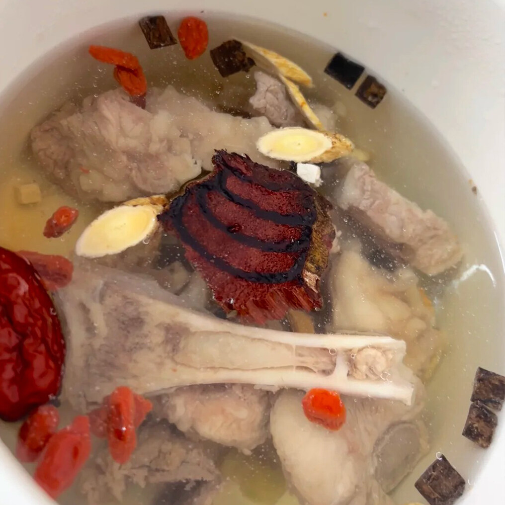 雞血藤湯水食療推薦:雞血藤花旗參紅棗花生湯 雞血藤湯水食療推薦:雞血藤花旗參紅棗花生湯