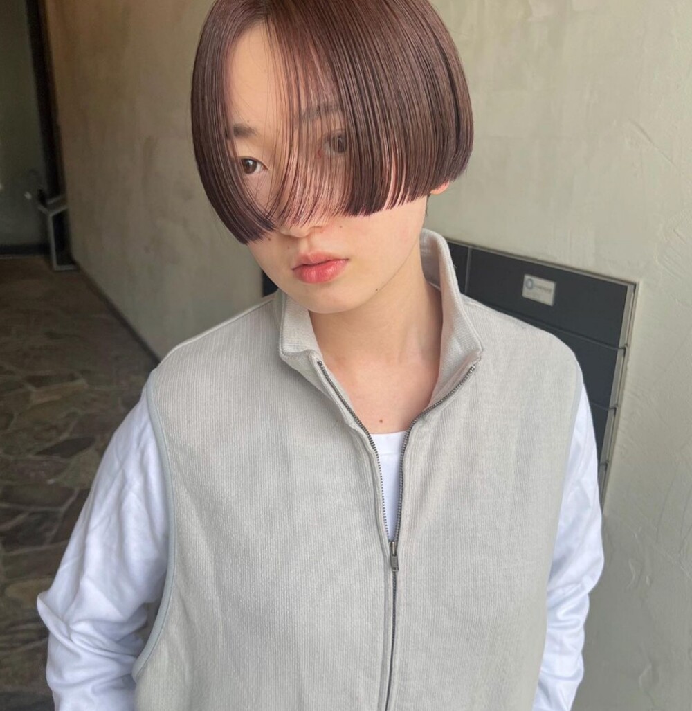 Bob頭髮型圖集｜30+款耳上、及肩、一刀切鮑伯頭｜附不同臉型剪法及整理技巧超顯瘦！