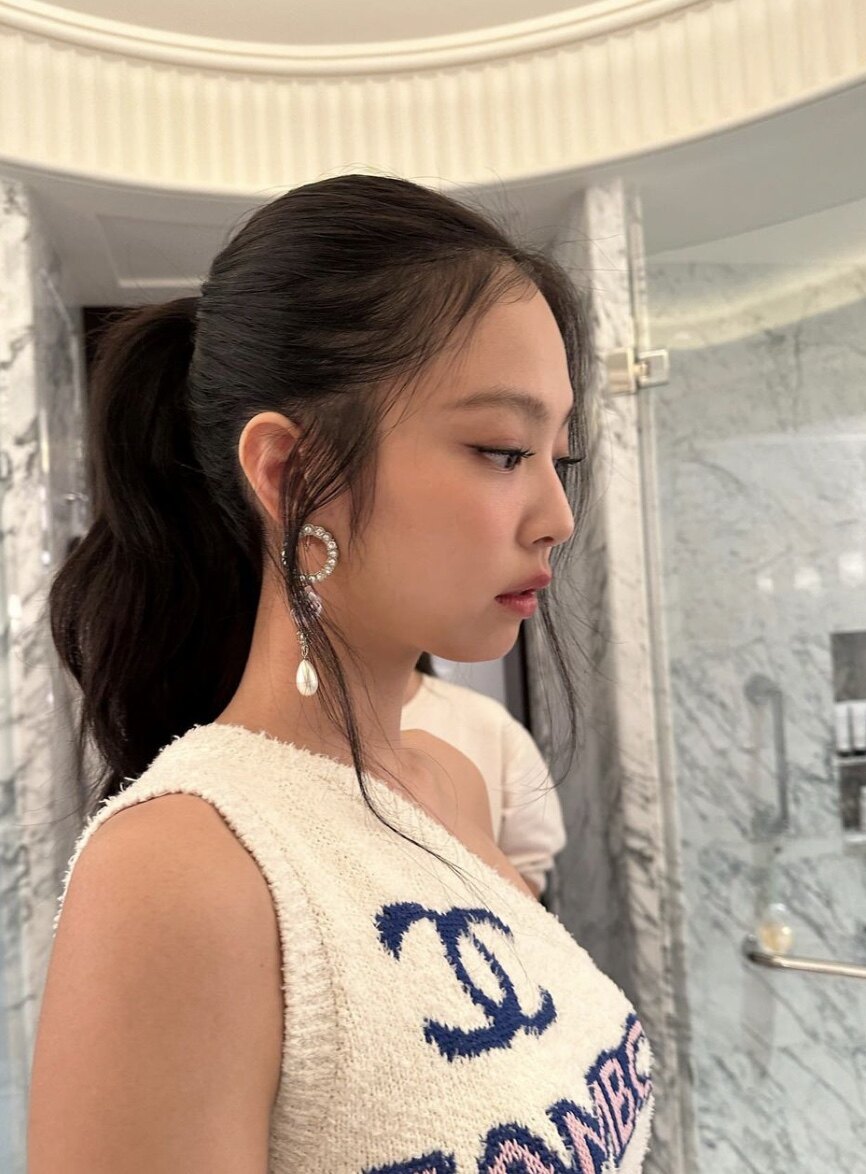 必學綁馬尾技巧|9大方法紮出瘦面高馬尾:參考女星不扁塌髮型教學 必學綁馬尾技巧|9大方法紮出瘦面高馬尾:參考女星不扁塌髮型教學