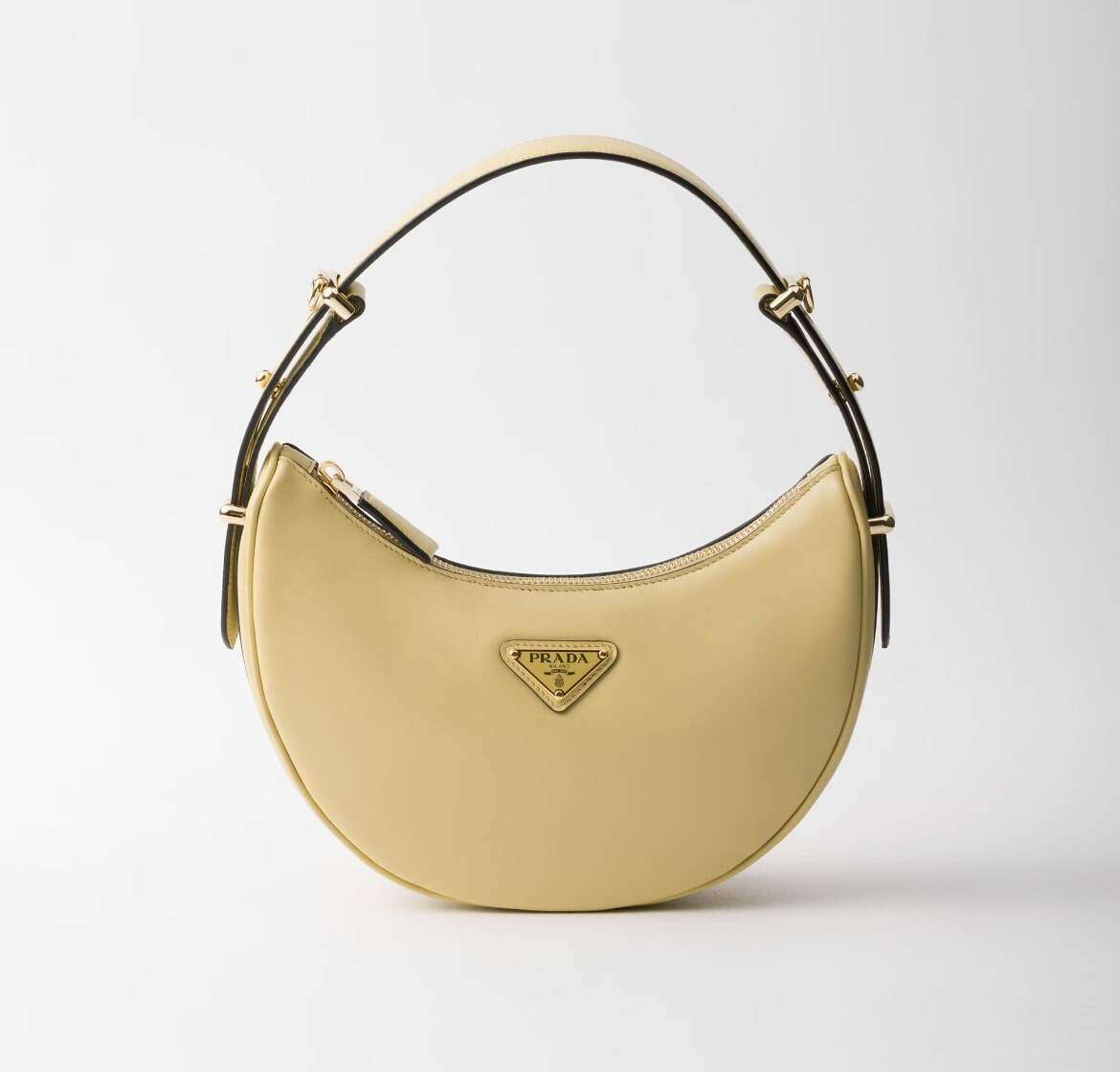 糖果色手袋推介|夏日必備減齡神器!Chanel、Dior、LV等15款讓你少女感大增的手 糖果色手袋推介|夏日必備減齡神器!Chanel、Dior、LV等15款讓你少女感大增的手