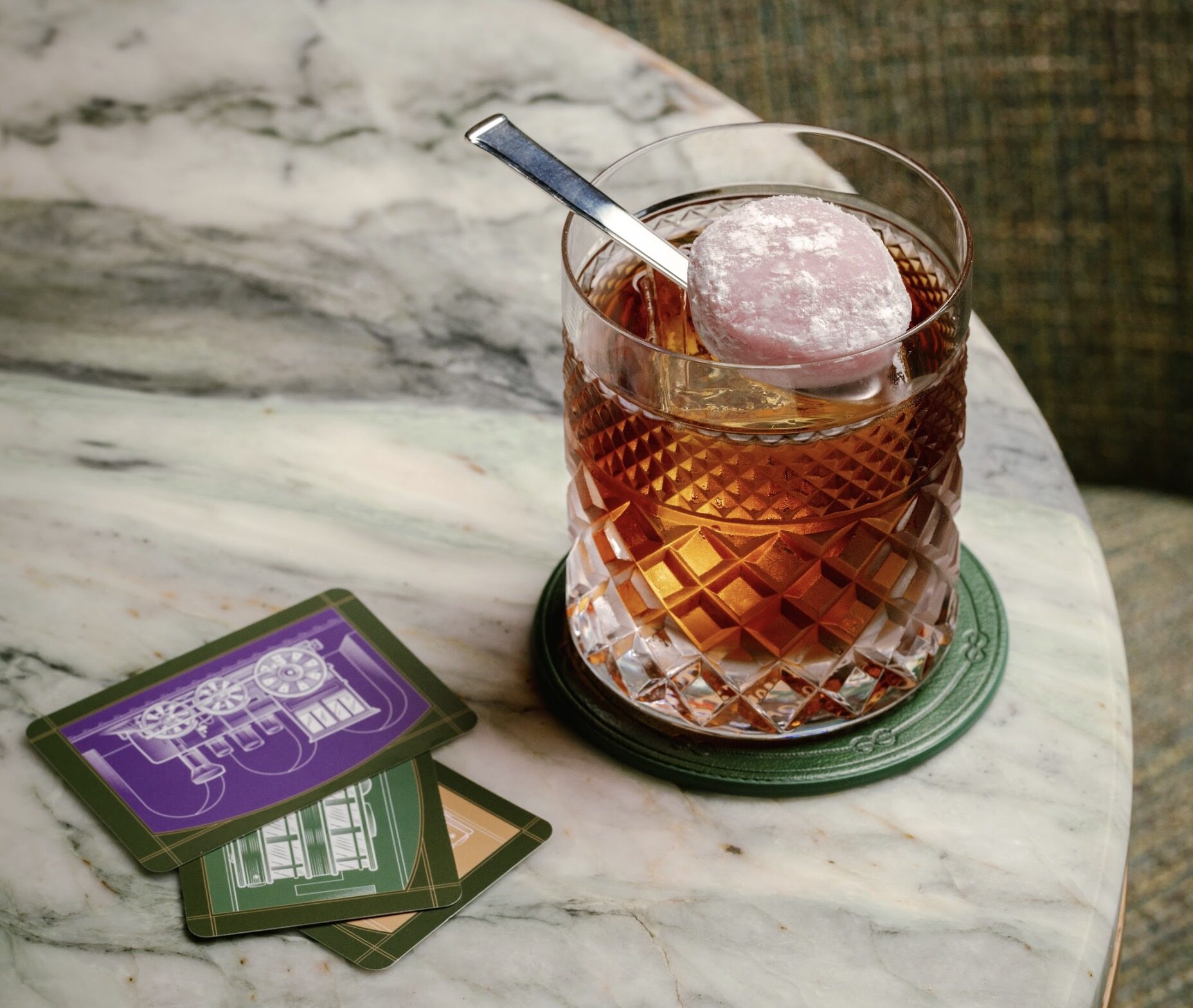 酒吧推介2025｜逾20間香港Happy Hour飲酒好去處：Speakeasy隱藏吧、復古風、特色雞尾酒打卡