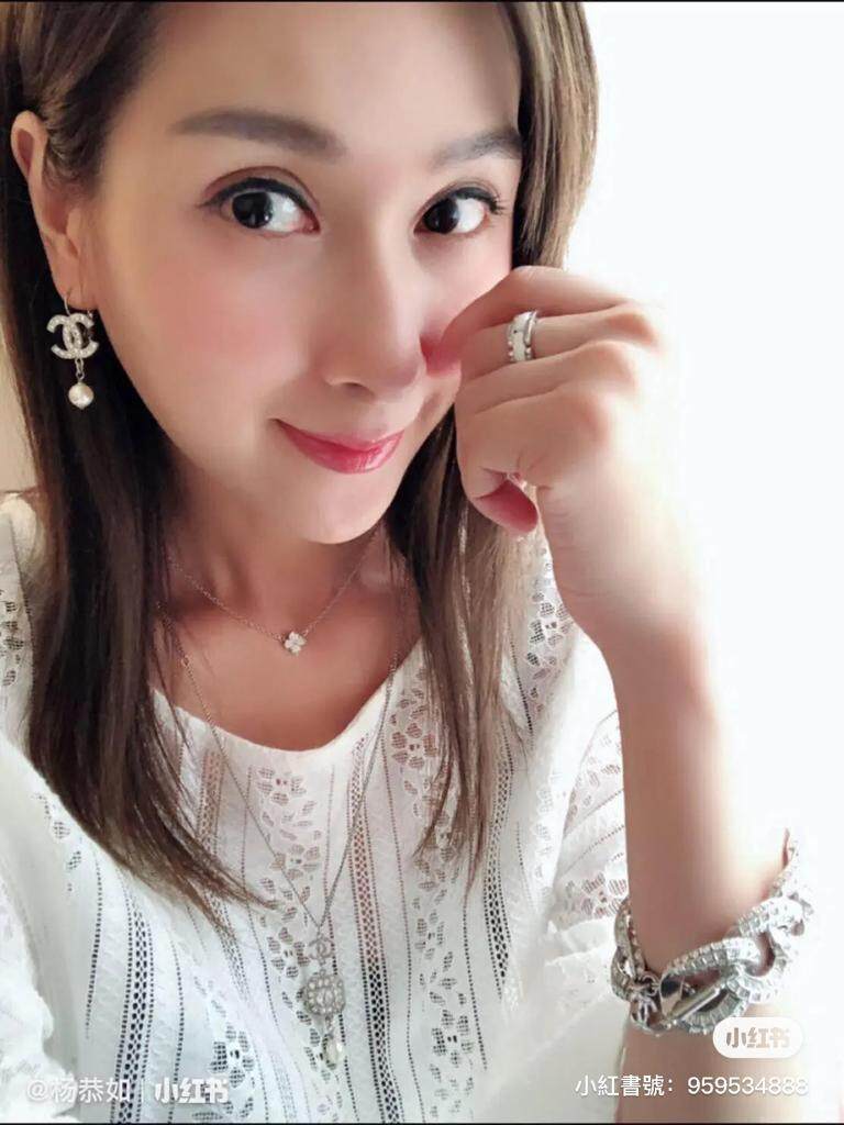 楊恭如|49歲「最美亞姐」剪短髮超逆齡!必學4招獨門保養術 重點在細節 楊恭如|49歲「最美亞姐」剪短髮超逆齡!必學4招獨門保養術 重點在細節