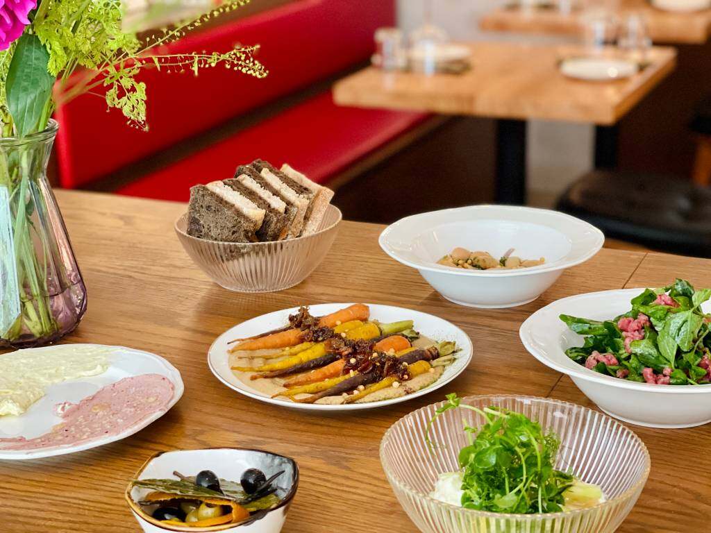 西環西營盤美食|8間食店推介:米芝蓮廚多國菜、意澳風情餐廳cafe、特色bagel 西環西營盤美食|8間食店推介:米芝蓮廚多國菜、意澳風情餐廳cafe、特色bagel