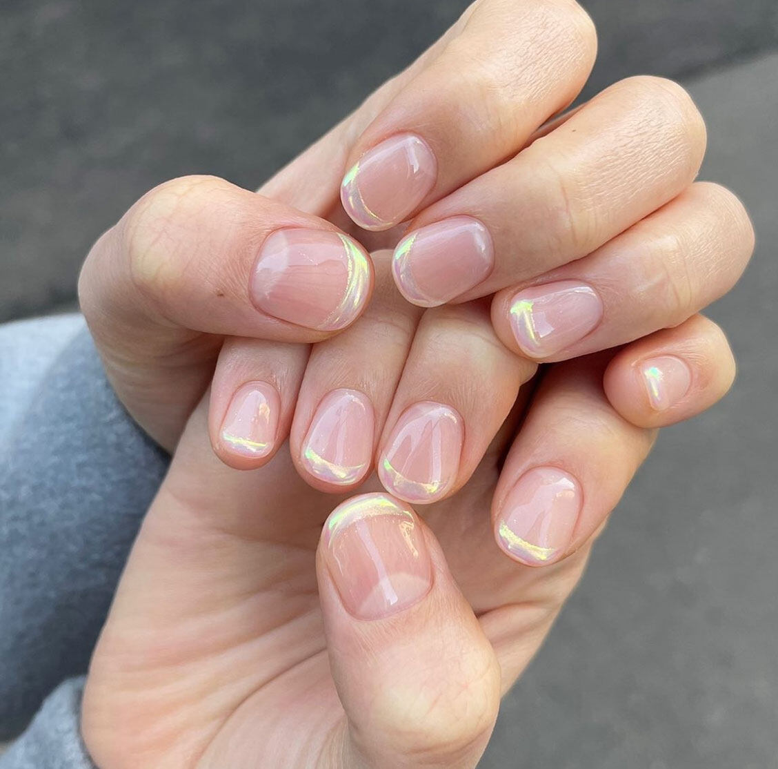 法式指甲：「簡約版」French Nail配色及款式圖集仙氣易襯｜附指甲油推薦