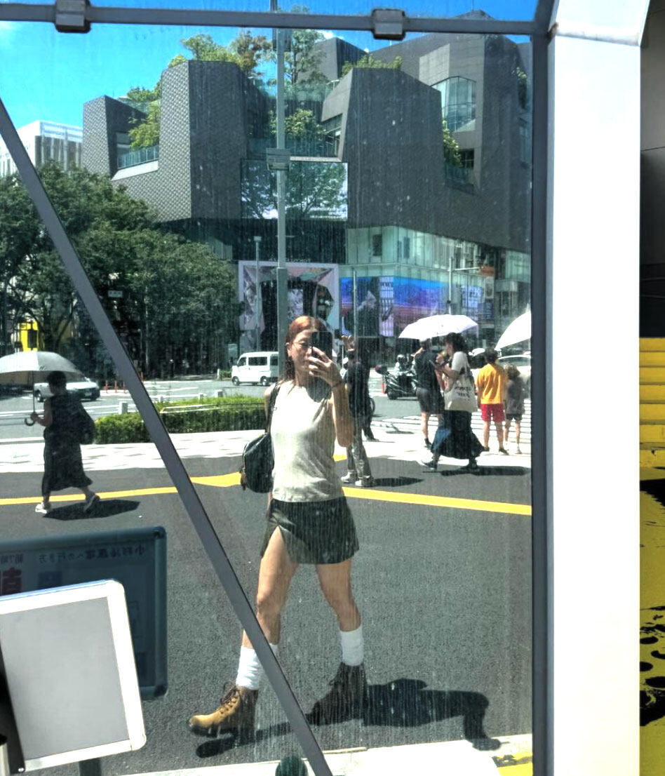 徐濠縈近照回春外貌滲出少女味|50歲狀態更勝從前!抗老凍齡靠極簡保養? 徐濠縈近照回春外貌滲出少女味|50歲狀態更勝從前!抗老凍齡靠極簡保養?