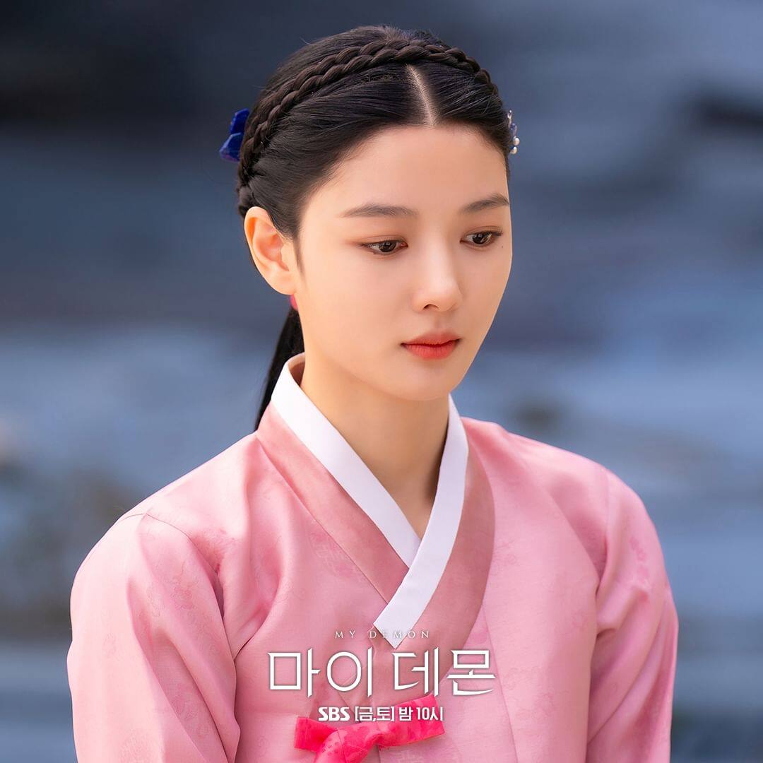 金裕貞《與惡魔有約》財閥女造型超美! 揭秘「國民妹妹」從小美到大的7個瘦身+保養招數! 金裕貞《與惡魔有約》財閥女造型超美! 揭秘「國民妹妹」從小美到大的7個瘦身+保養招數!