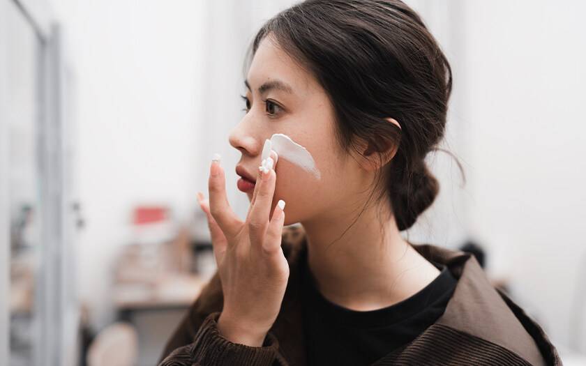 美白防曬推薦13款|抗UV、妝前打底、 養膚兼備一物多用|用後不泛白超亮肌 美白防曬推薦13款|抗UV、妝前打底、 養膚兼備一物多用|用後不泛白超亮肌
