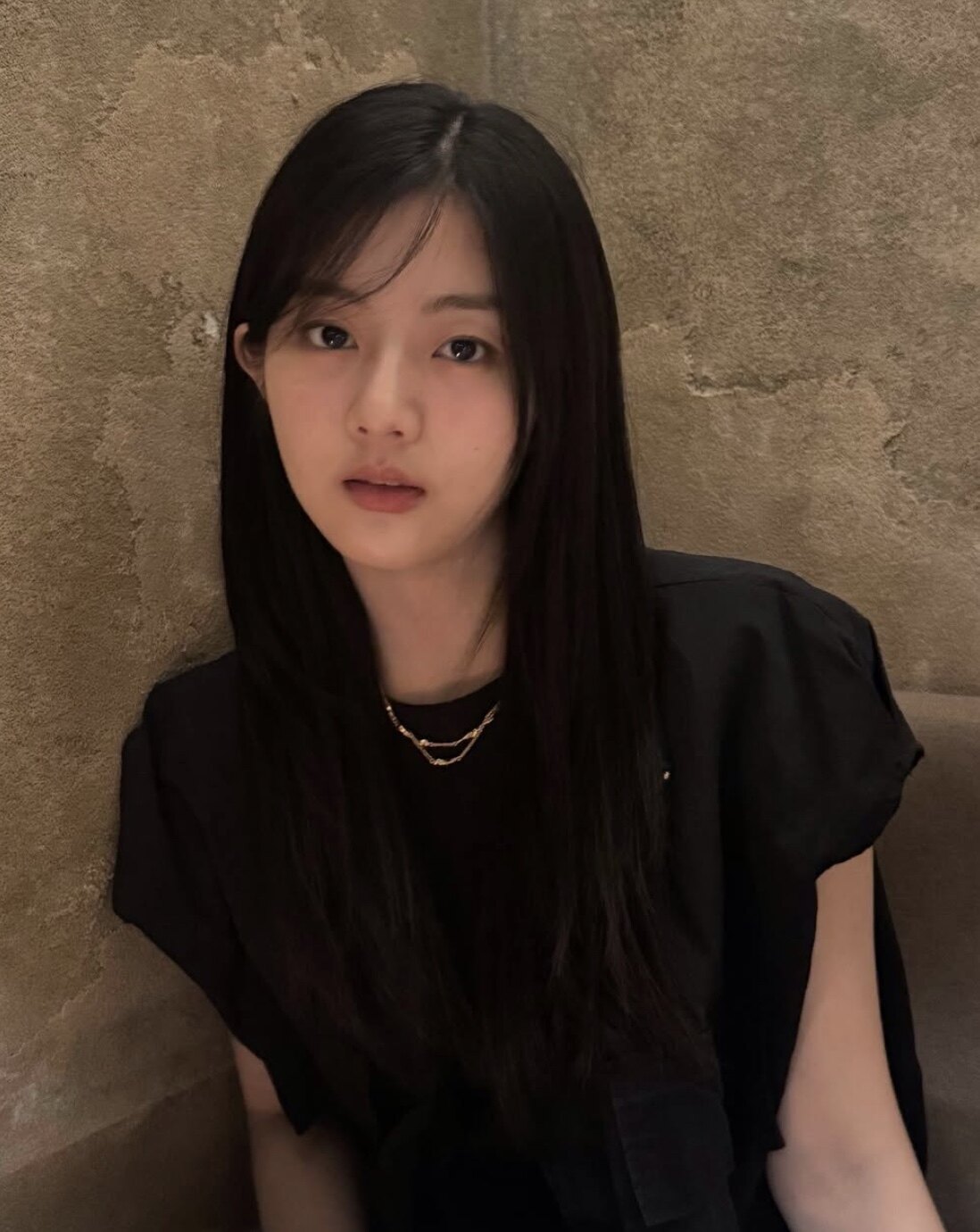 《捲捲初戀》女主角申銀秀全解構！韓國GenZ潛力女星：全智賢接班人、小學當JYP練習生、打敗300人贏甄選