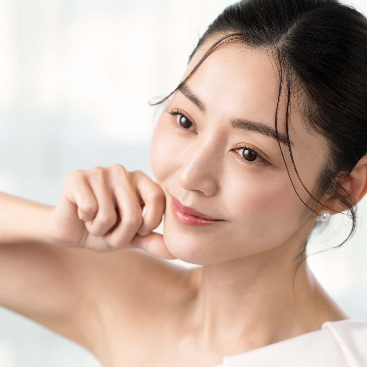 「女神」衛詩雅出任 Yves Rocher 皇牌系列形象大使!品牌首推全新「1夜煥顏霜」花萃幹細胞再生全效面膜霜、讓顏值再創巔峰! 「女神」衛詩雅出任 Yves Rocher 皇牌系列形象大使!品牌首推全新「1夜煥顏霜」花萃幹細胞再生全效面膜霜、讓顏值再創巔峰!