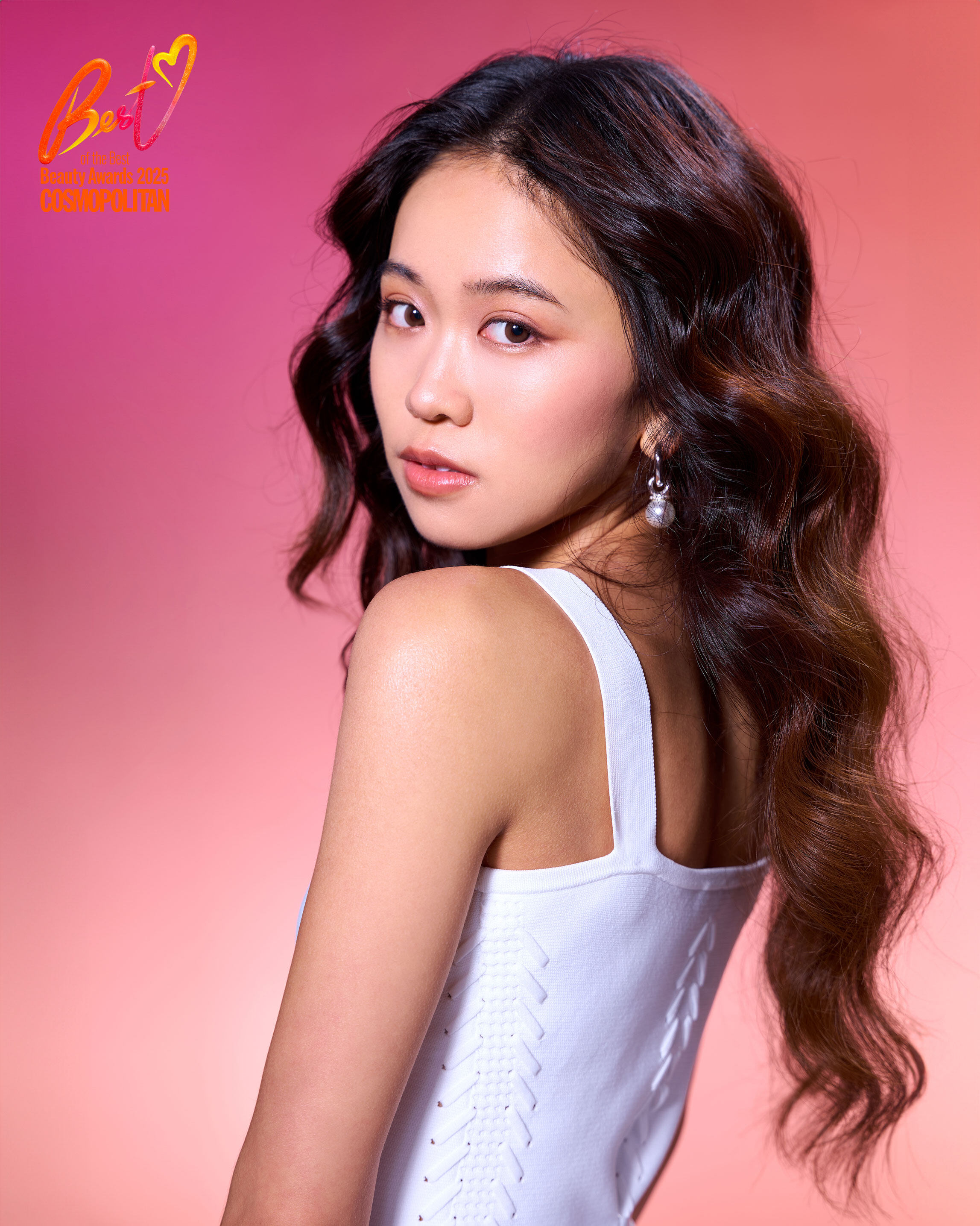 COSMOPOLITAN 美妝大賞 2025｜GenZ 妝容美學來襲 4位客席評審以真實態度重新定義美麗！