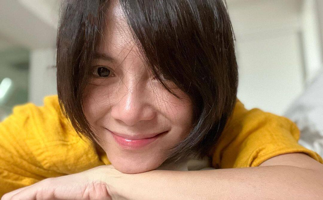 李心潔拍紀錄片曝光兒時照！5大凍齡秘訣從「鬼后」到人母仍維持盛世美顏，素顏如少女