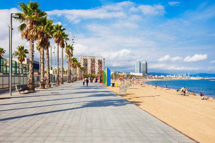 巴塞隆拿景點推薦🇪🇸西班牙最美城市打卡攻略：高弟建築觀光、餐廳美食、住宿、手信