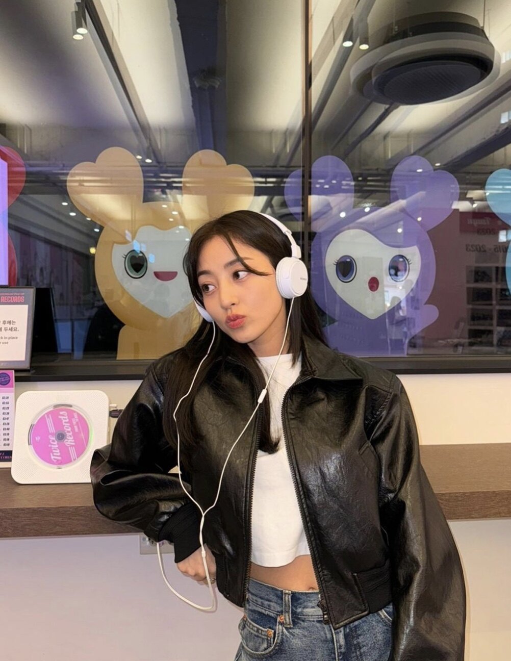 水瓶女|理性獨立代表!水瓶座10大性格特質:喜歡一個人時會主動嗎? 水瓶女|理性獨立代表!水瓶座10大性格特質:喜歡一個人時會主動嗎?