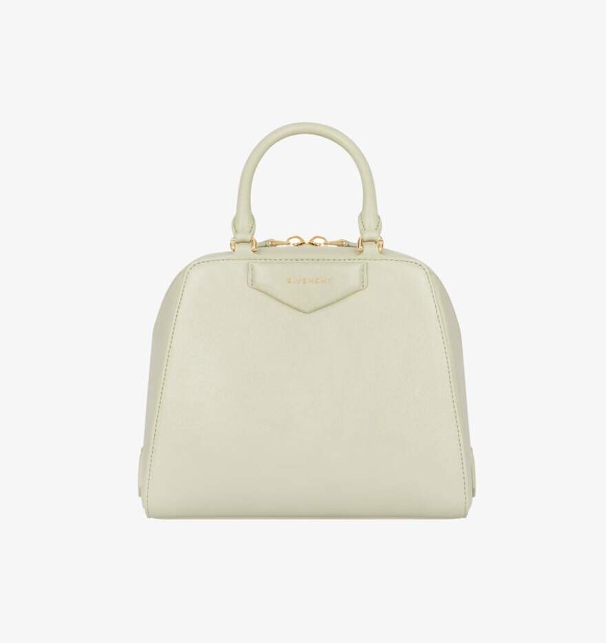 糖果色手袋推介|夏日必備減齡神器!Chanel、Dior、LV等15款讓你少女感大增的手 糖果色手袋推介|夏日必備減齡神器!Chanel、Dior、LV等15款讓你少女感大增的手