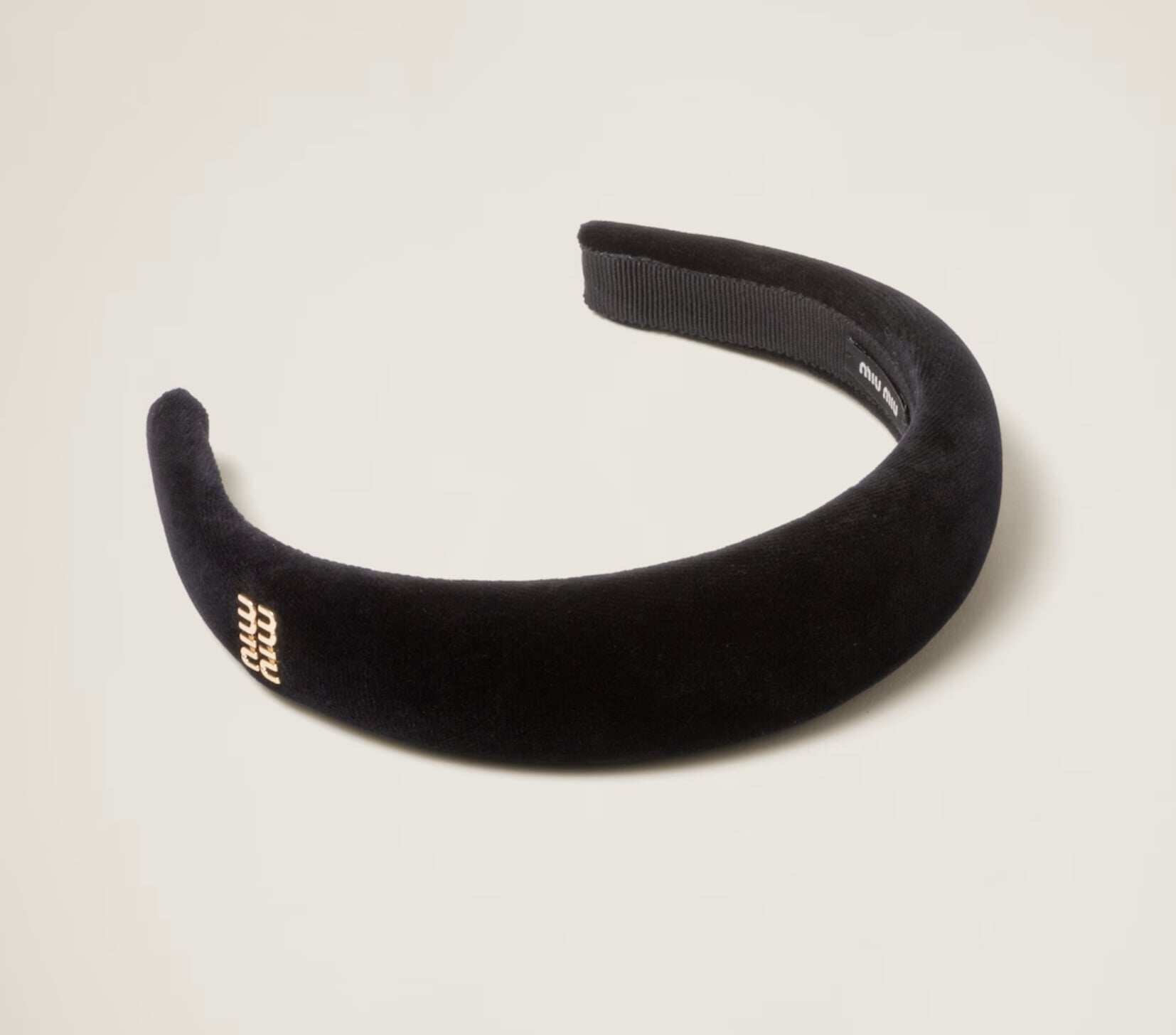 惠利挑戰19禁GL韓劇《善意的競爭》 竟自費購入Hermes、Chanel、Miu Miu等名牌當戲服？！