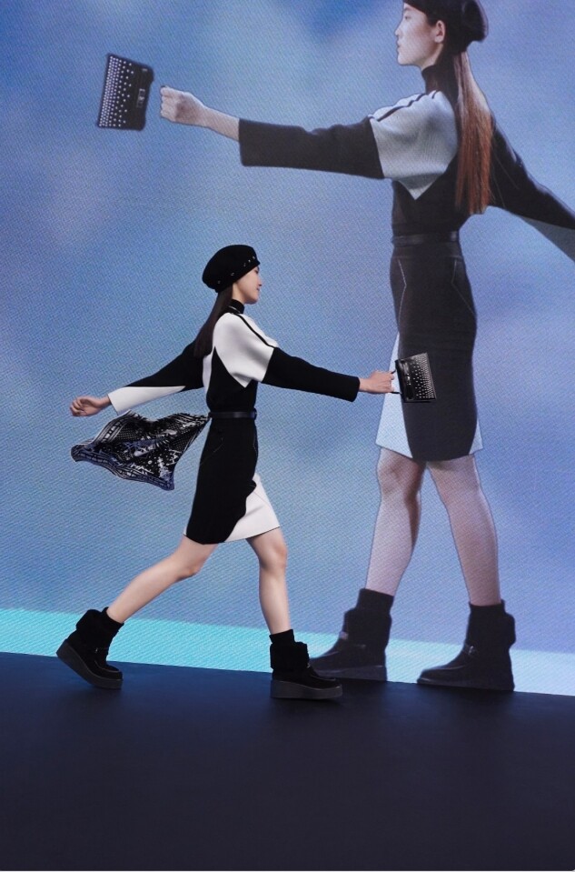 Hermès 「騎」妙的律動｜24個全新女裝造型✨3大重點看愛仕夢幻賽馬場🐎