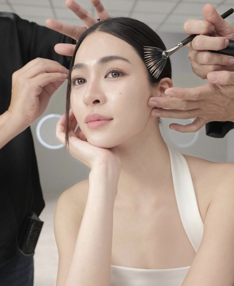 鄺玲玲｜GL劇爆紅港泰混血女星：LingOrm闖國際、廣東話主持、Win緋聞女友、擁自家品牌