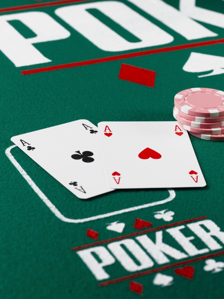 Poker玩法懶人包｜德州撲克新手必讀教學：Poker術語、最重要技巧竟然是表情管理！