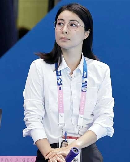 郭晶晶現身奧運擔任「最美裁判長」｜慳錢闊太公開3招護膚秘訣 豪門貴婦竟甚少去美容院？