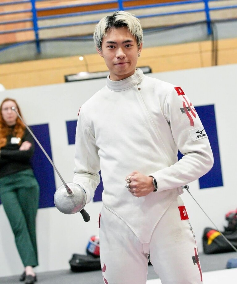 何瑋桁首戰巴黎奧運劍擊賽！成香港史上第二位出戰男子重劍代表：「以打入8強為目標！」