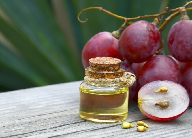 【葡萄籽油護膚功效及好處】抗氧化、保濕、美白！葡萄籽油產品推薦